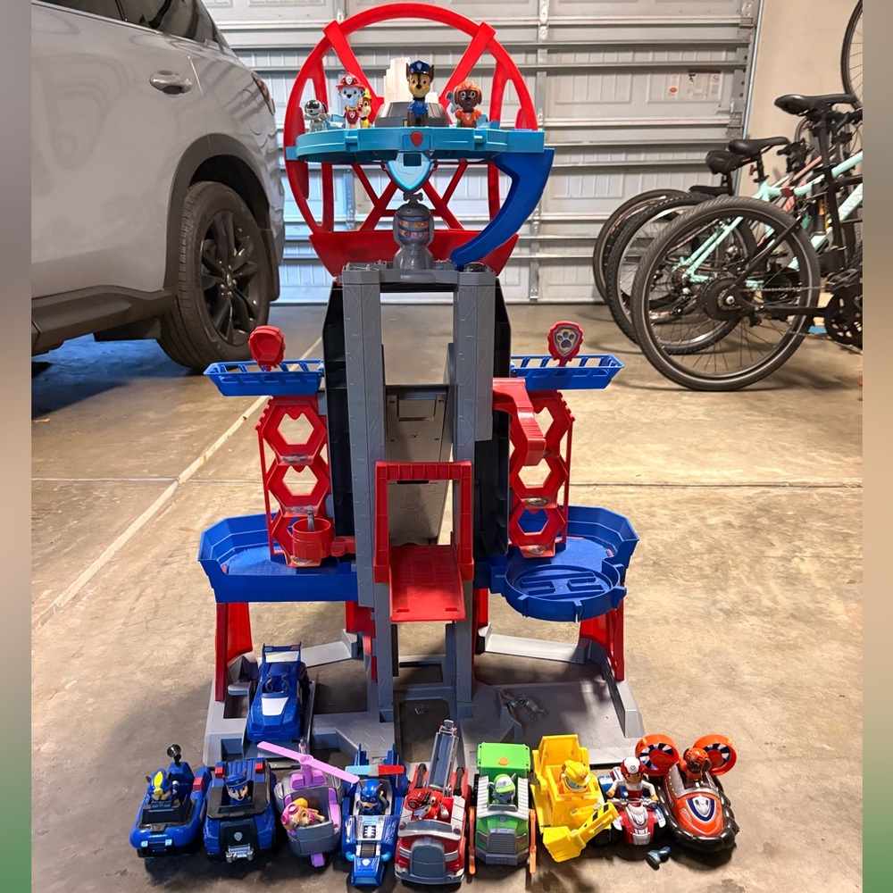 paw patrol lookout and trucks